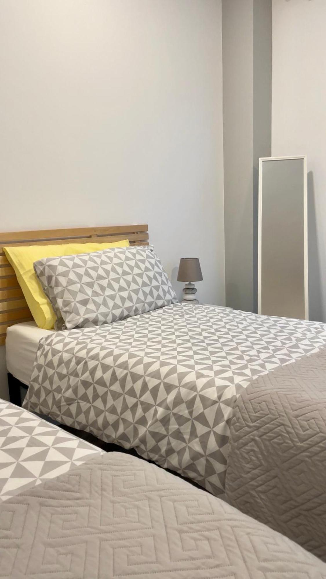 Onlyroomsrho Buitenkant foto